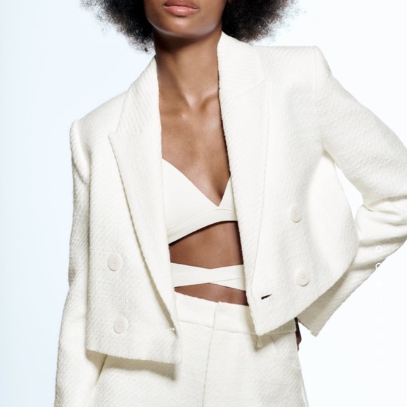 ZARA 2 Piece Textured Blazer And Matching Shorts - Picture 3 of 6